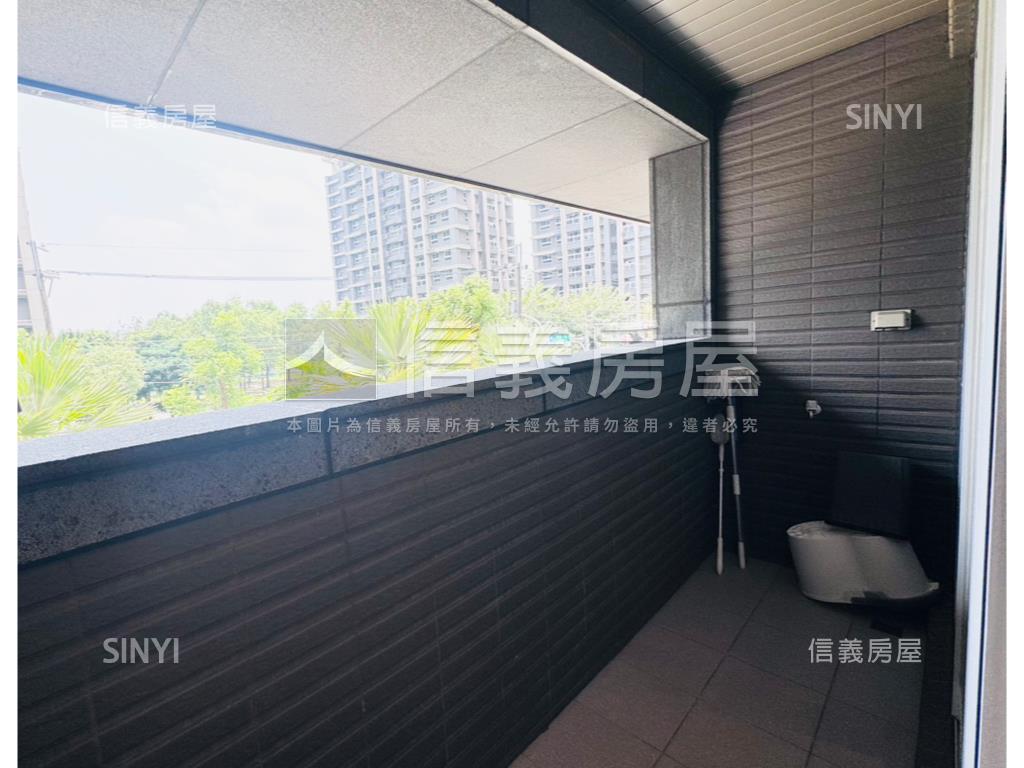 愛丁堡保值店面房屋室內格局與周邊環境