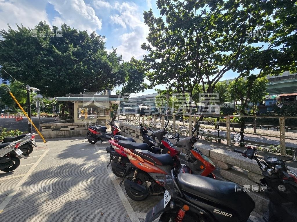 府中一層一戶華夏房屋室內格局與周邊環境