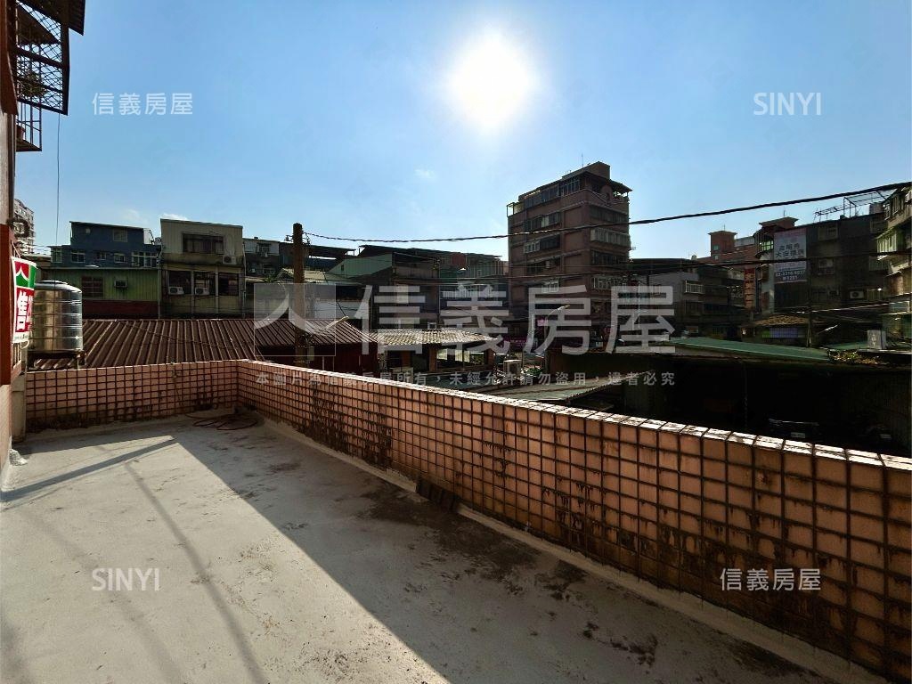 秀朗學區活巷公寓二樓房屋室內格局與周邊環境
