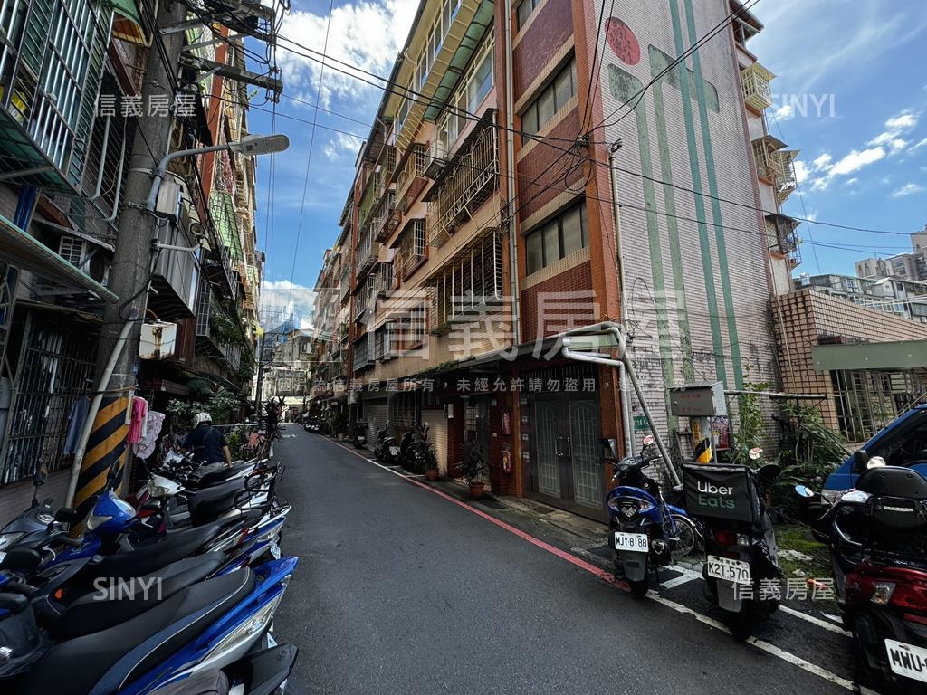 秀朗學區活巷公寓二樓房屋室內格局與周邊環境