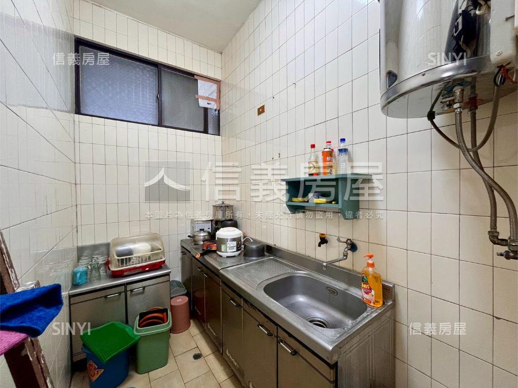 內惟店面住家大空間一樓房屋室內格局與周邊環境