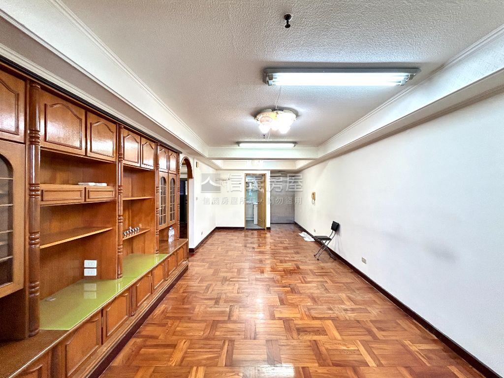 中正國中景觀管理名邸房屋室內格局與周邊環境
