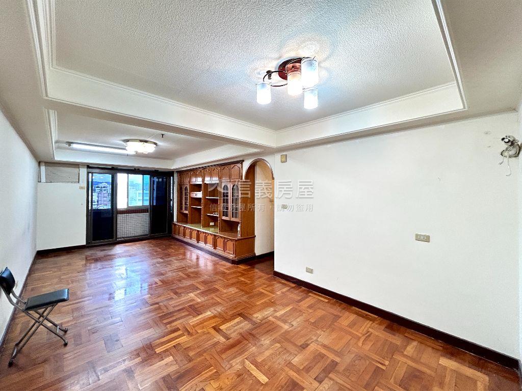 中正國中景觀管理名邸房屋室內格局與周邊環境