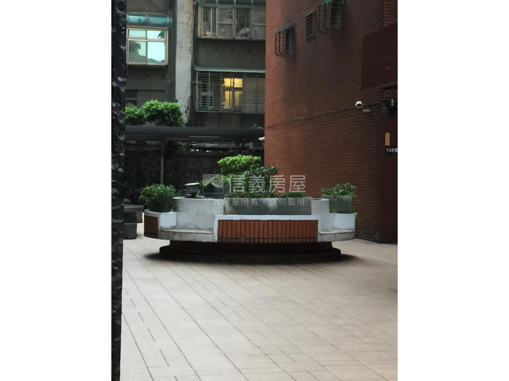 中正國中景觀管理名邸房屋室內格局與周邊環境