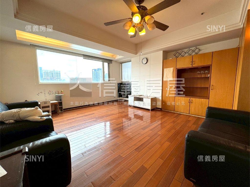 大東興｜大四房雙平面車位房屋室內格局與周邊環境