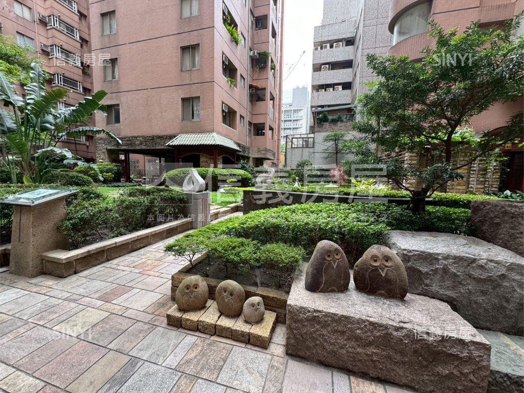 大東興｜大四房雙平面車位房屋室內格局與周邊環境