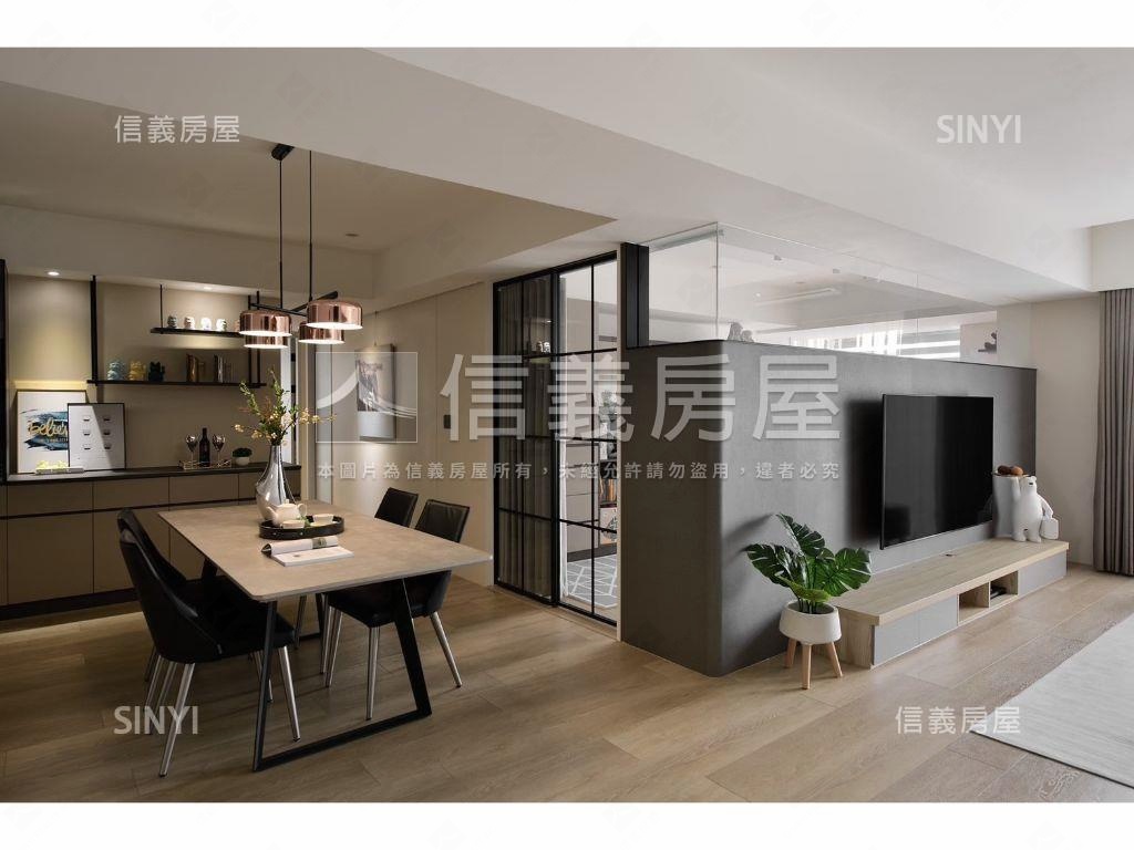 百萬裝潢湛高峰豪氣大露臺房屋室內格局與周邊環境