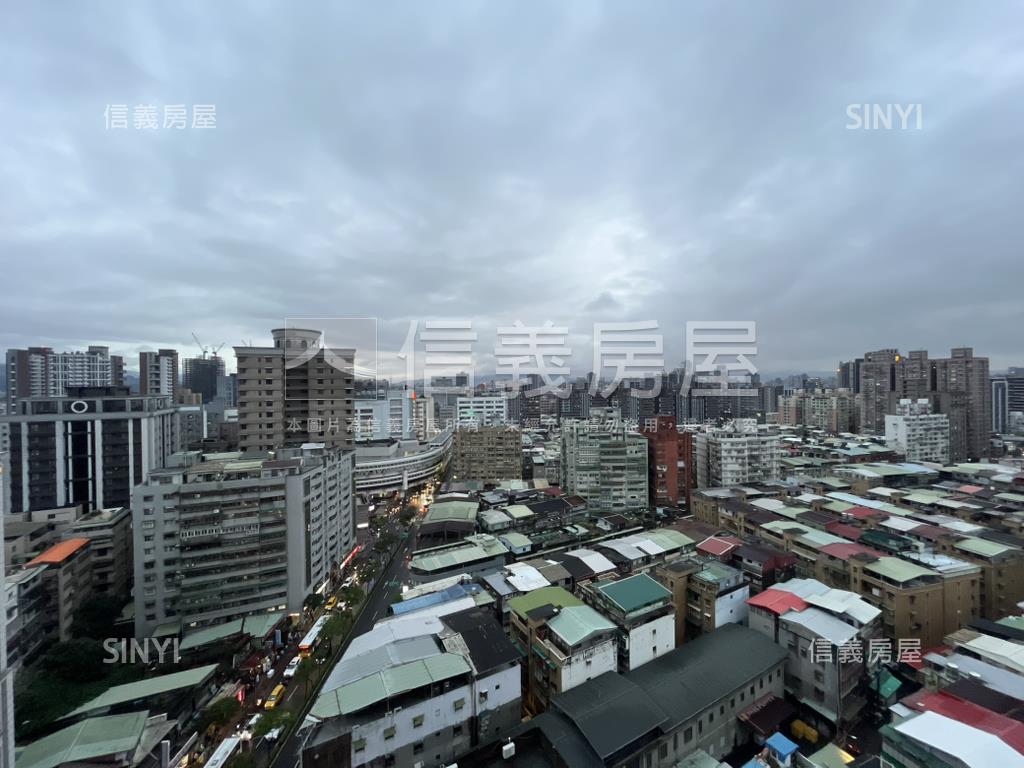 未來中和雙捷精裝挑高空間房屋室內格局與周邊環境