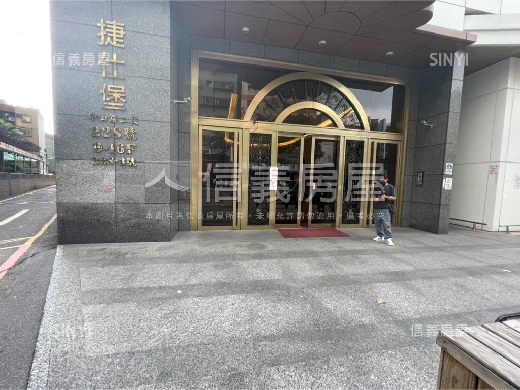 未來中和雙捷精裝挑高空間房屋室內格局與周邊環境