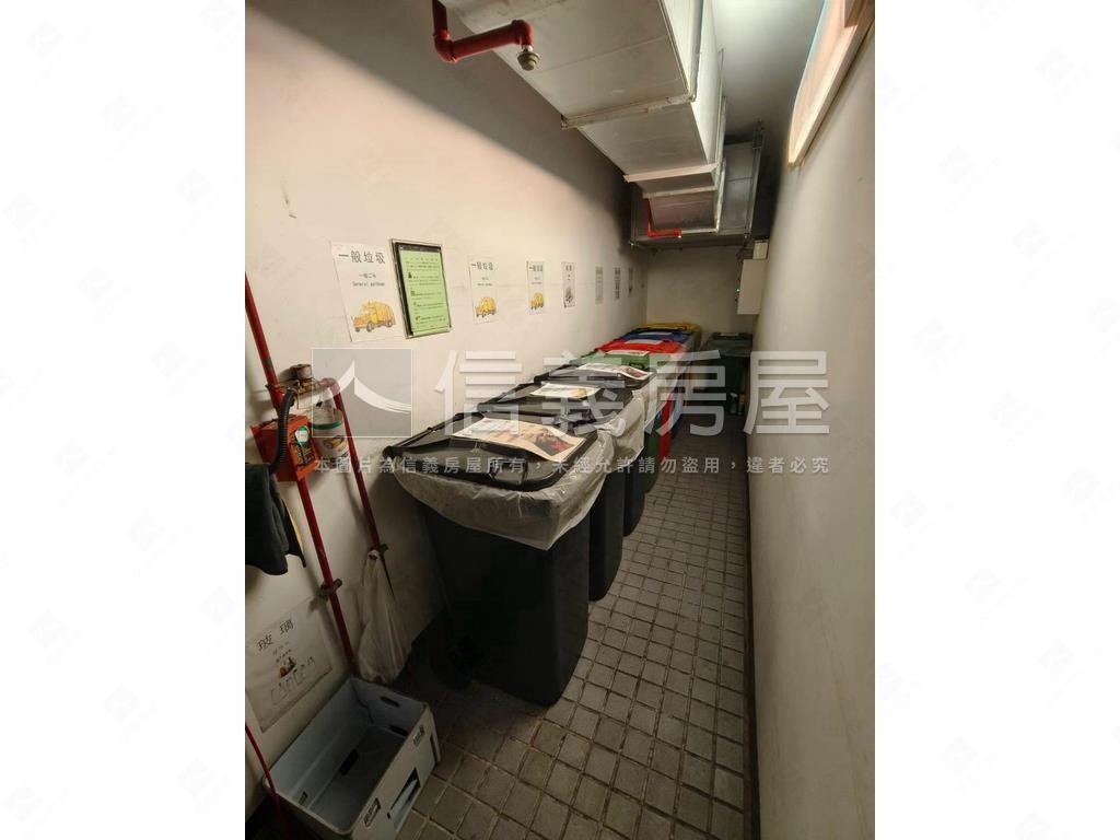 中山和邑朝南不吵看綠景房屋室內格局與周邊環境