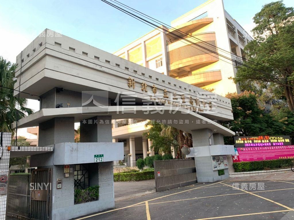 正馬路全家三角窗金店面房屋室內格局與周邊環境
