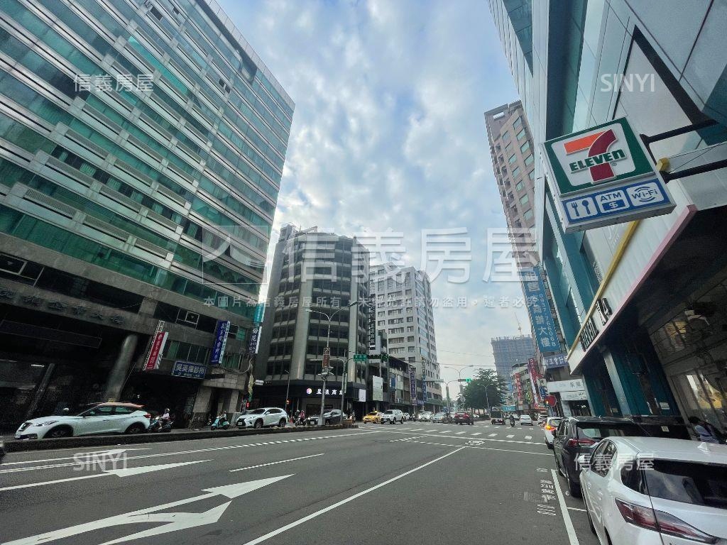 慶禾面寬黃金店面房屋室內格局與周邊環境
