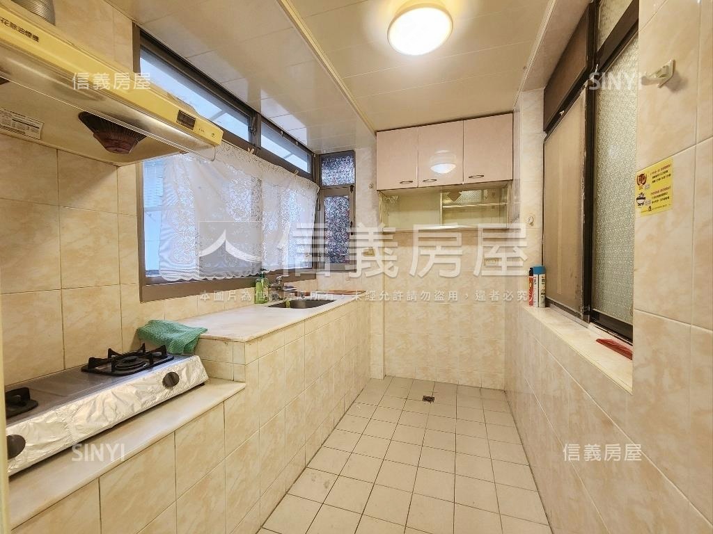 蘭雅國中旁３房公寓房屋室內格局與周邊環境