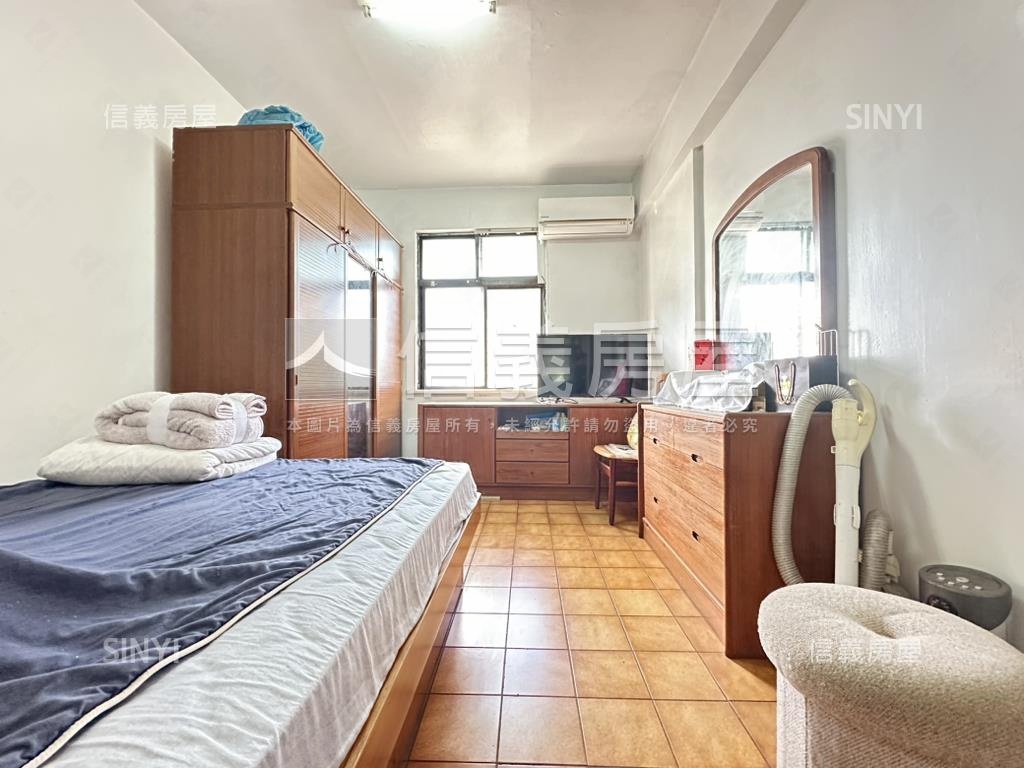 信義區綠景悠亮方正宅房屋室內格局與周邊環境