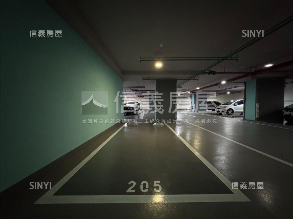 公園景觀舒適兩房平車房屋室內格局與周邊環境