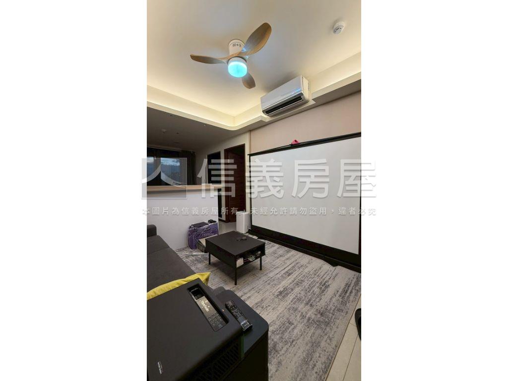公園景觀舒適兩房平車房屋室內格局與周邊環境