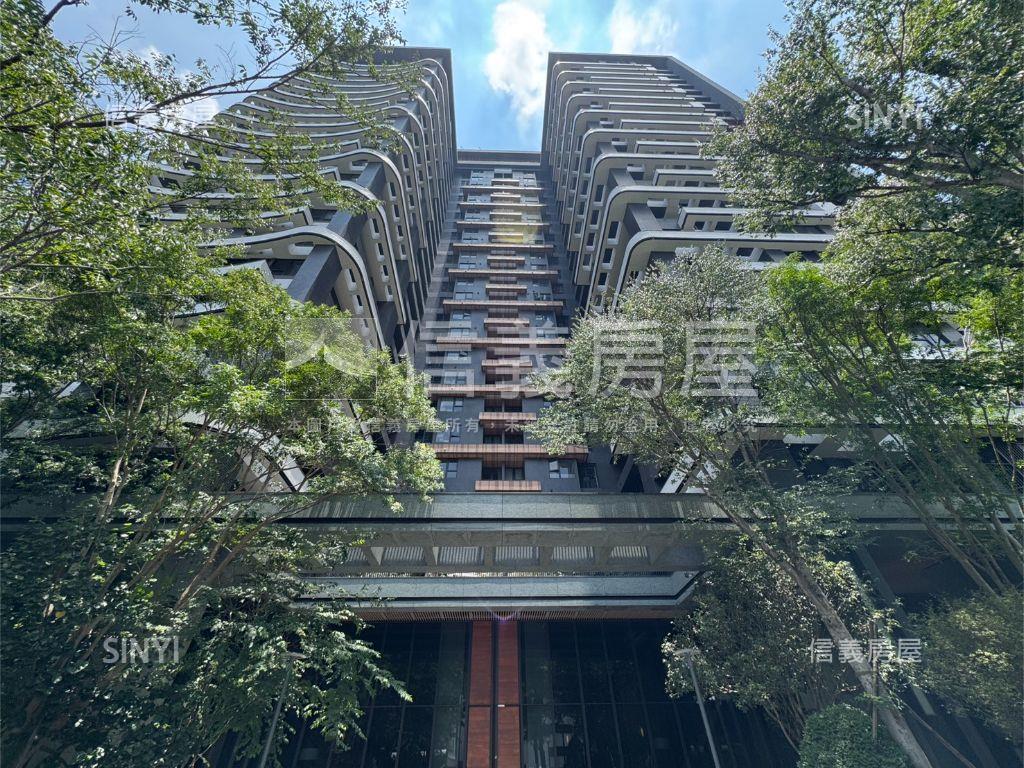 公園景觀舒適兩房平車房屋室內格局與周邊環境