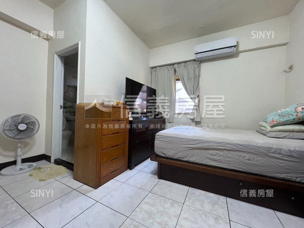 仁愛天廈四房車位房屋室內格局與周邊環境