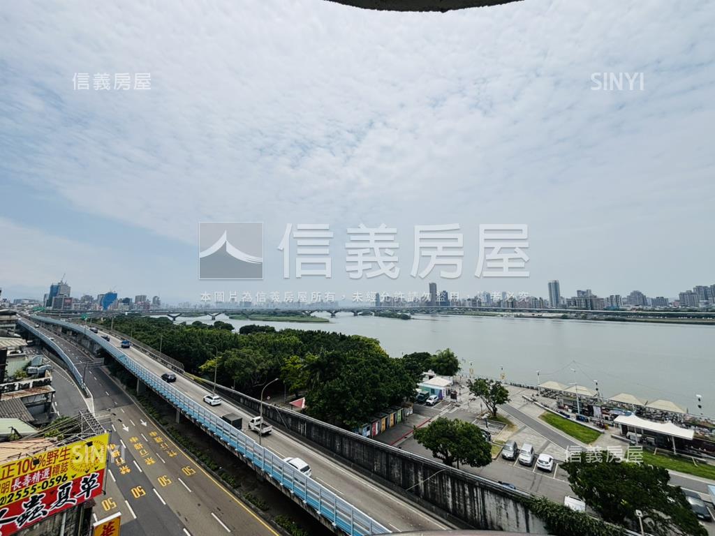 無敵河景方正電梯３房房屋室內格局與周邊環境