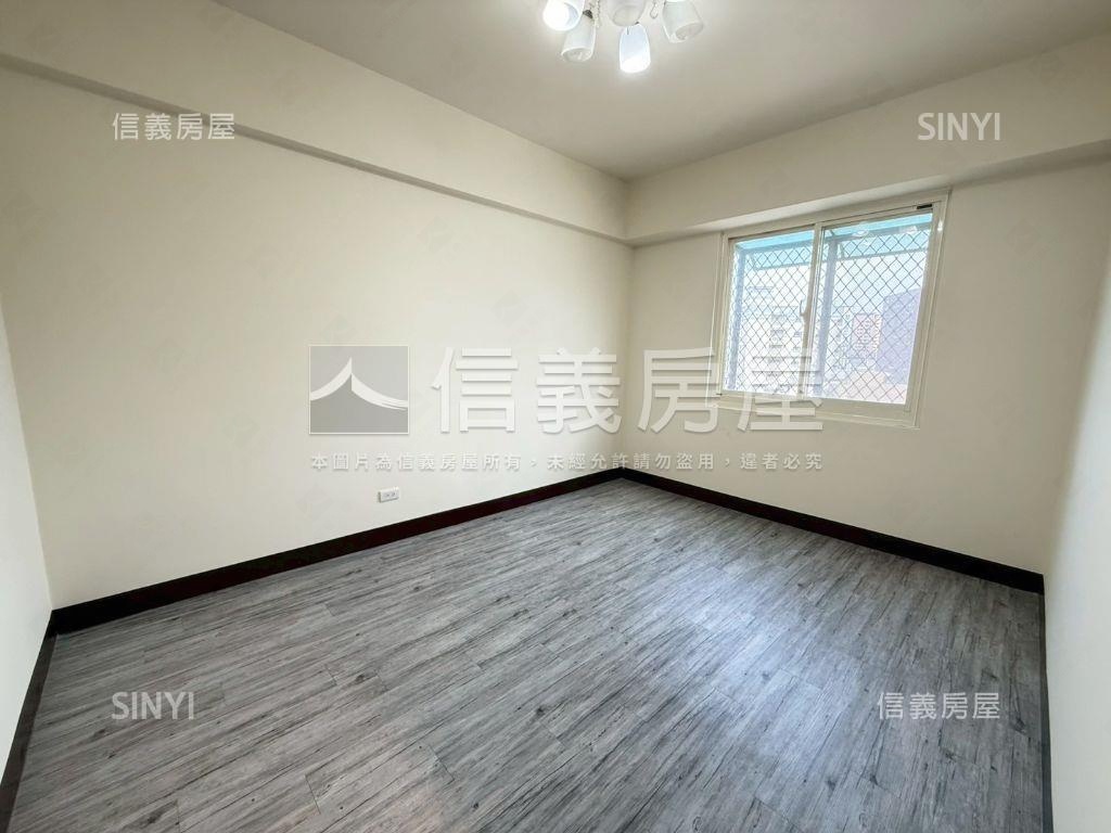 楊梅交流道旁美三房房屋室內格局與周邊環境