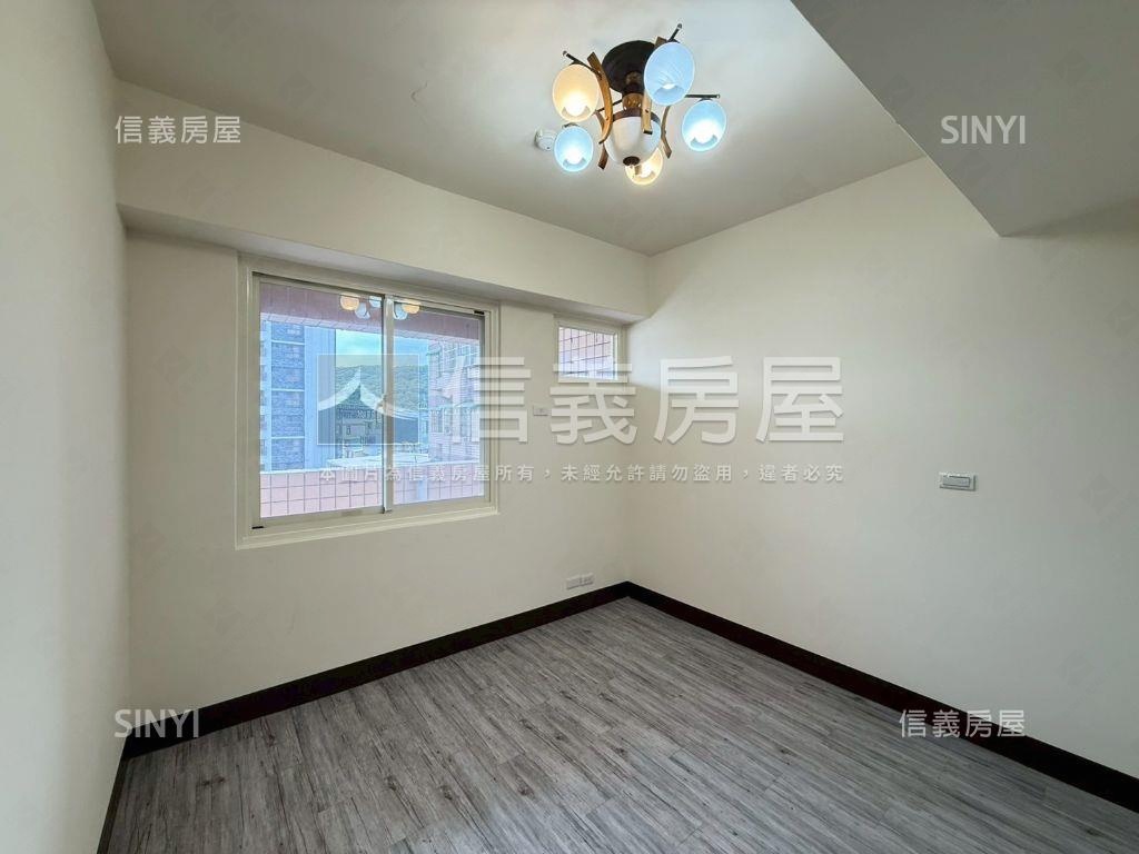 楊梅交流道旁美三房房屋室內格局與周邊環境