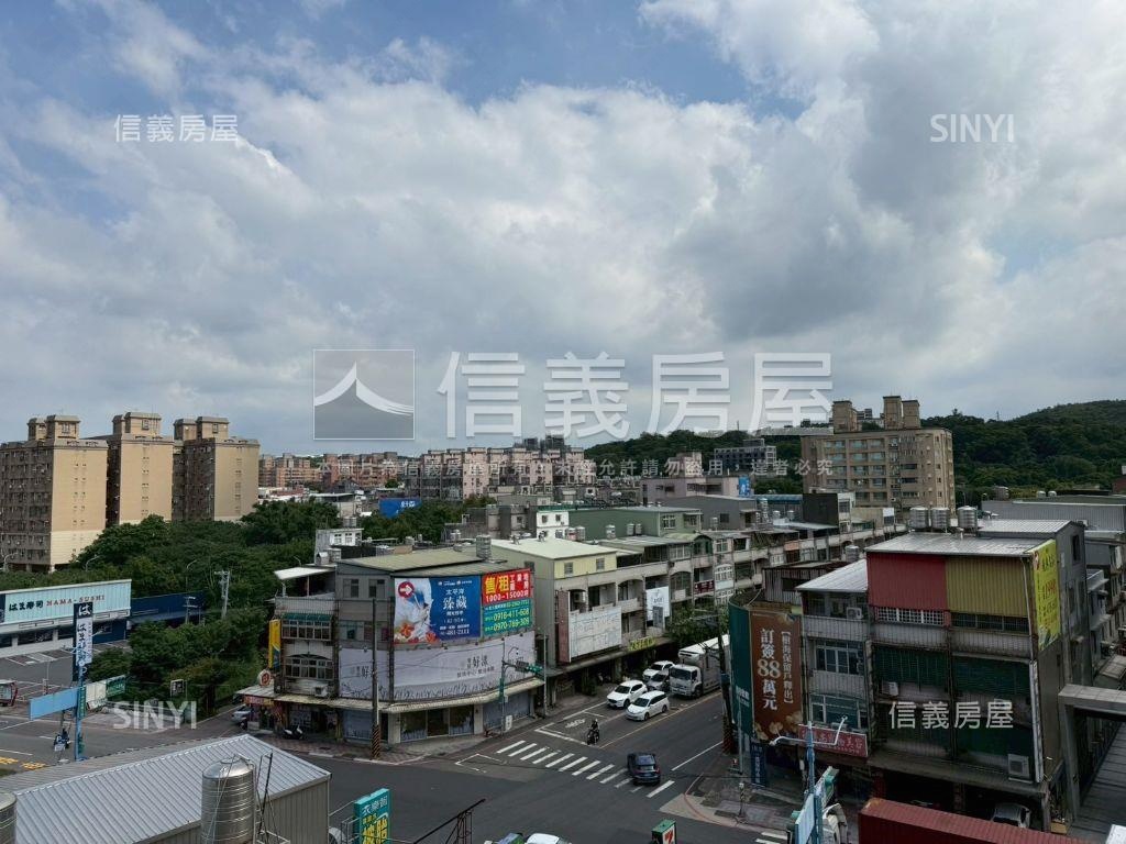 楊梅交流道旁美三房房屋室內格局與周邊環境