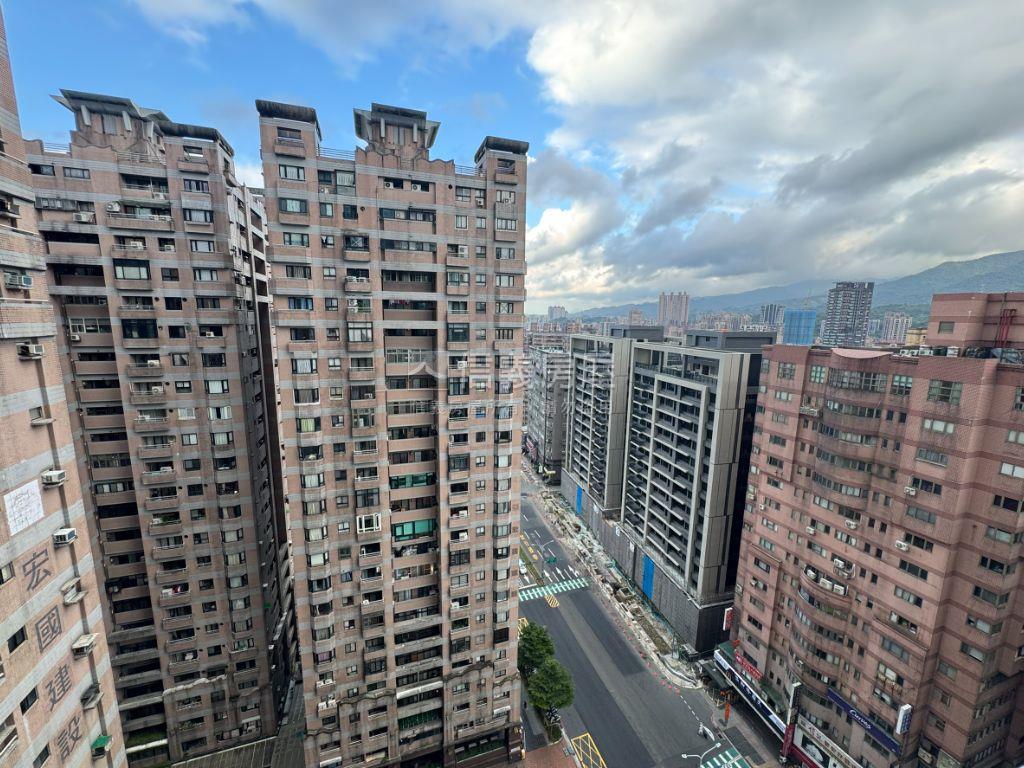 甲山林景觀高樓美妝一房房屋室內格局與周邊環境