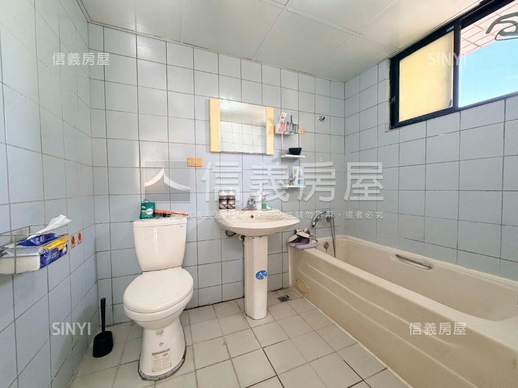 馬上有錢Ｄ型國宅明亮三房房屋室內格局與周邊環境