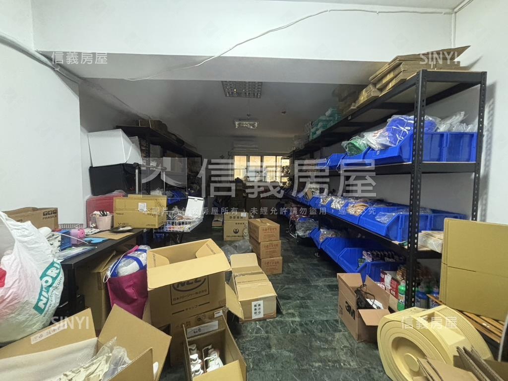 近捷運金店面房屋室內格局與周邊環境