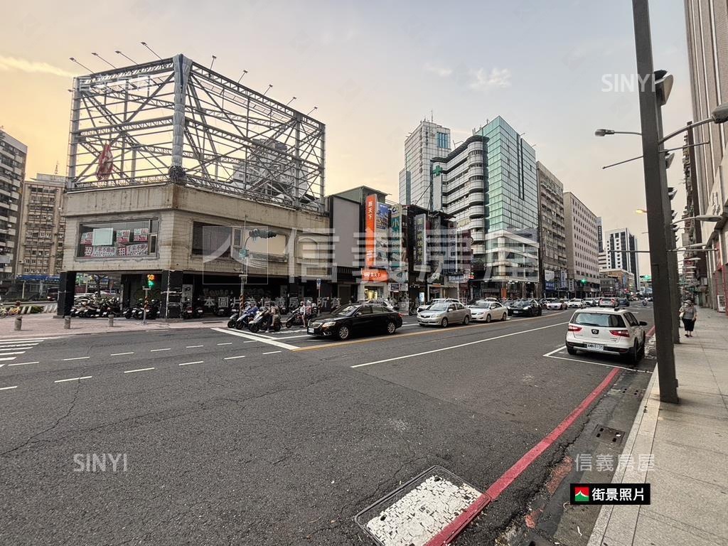 近捷運金店面房屋室內格局與周邊環境