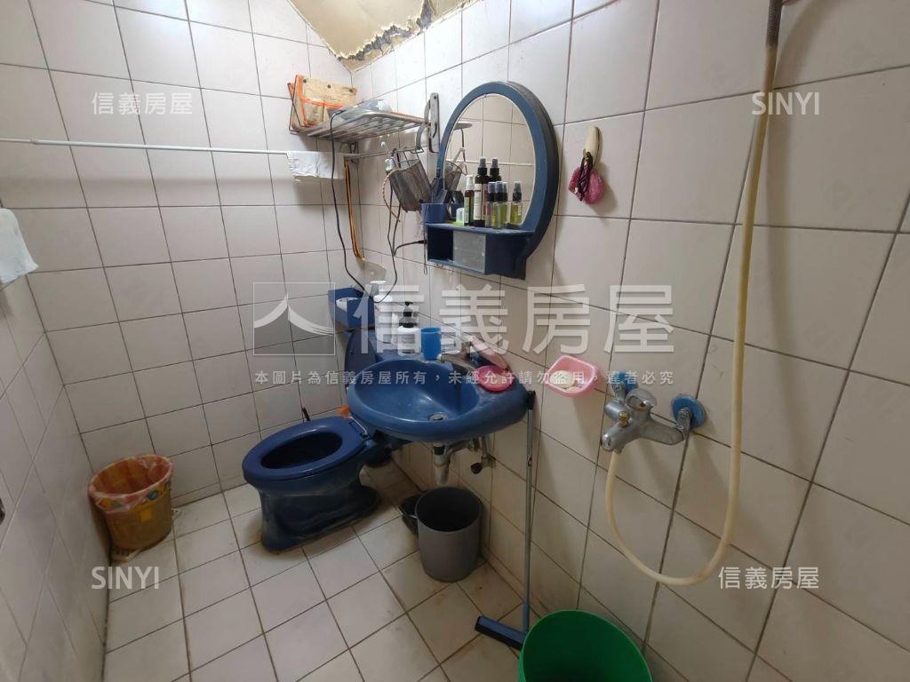 未來體育園區寧靜美透天房屋室內格局與周邊環境