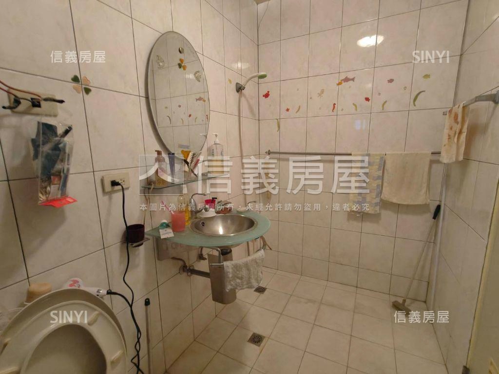 未來體育園區寧靜美透天房屋室內格局與周邊環境