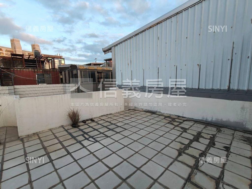 未來體育園區寧靜美透天房屋室內格局與周邊環境