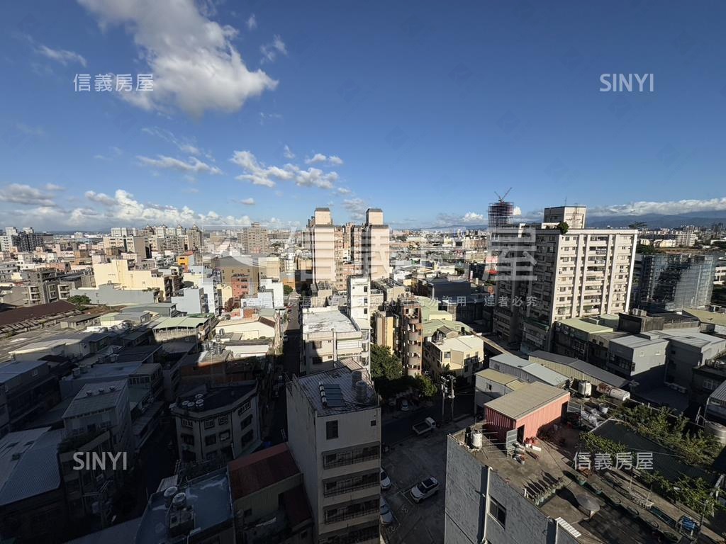 中壢。名第。大套房房屋室內格局與周邊環境