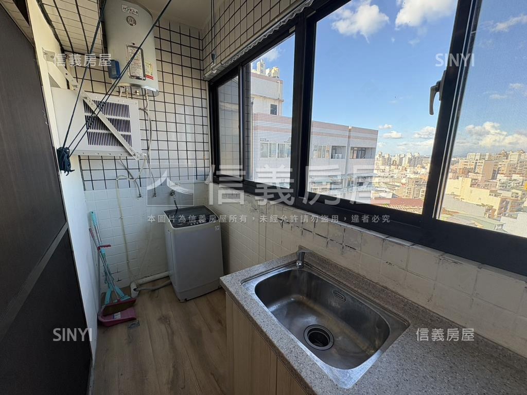中壢。名第。大套房房屋室內格局與周邊環境