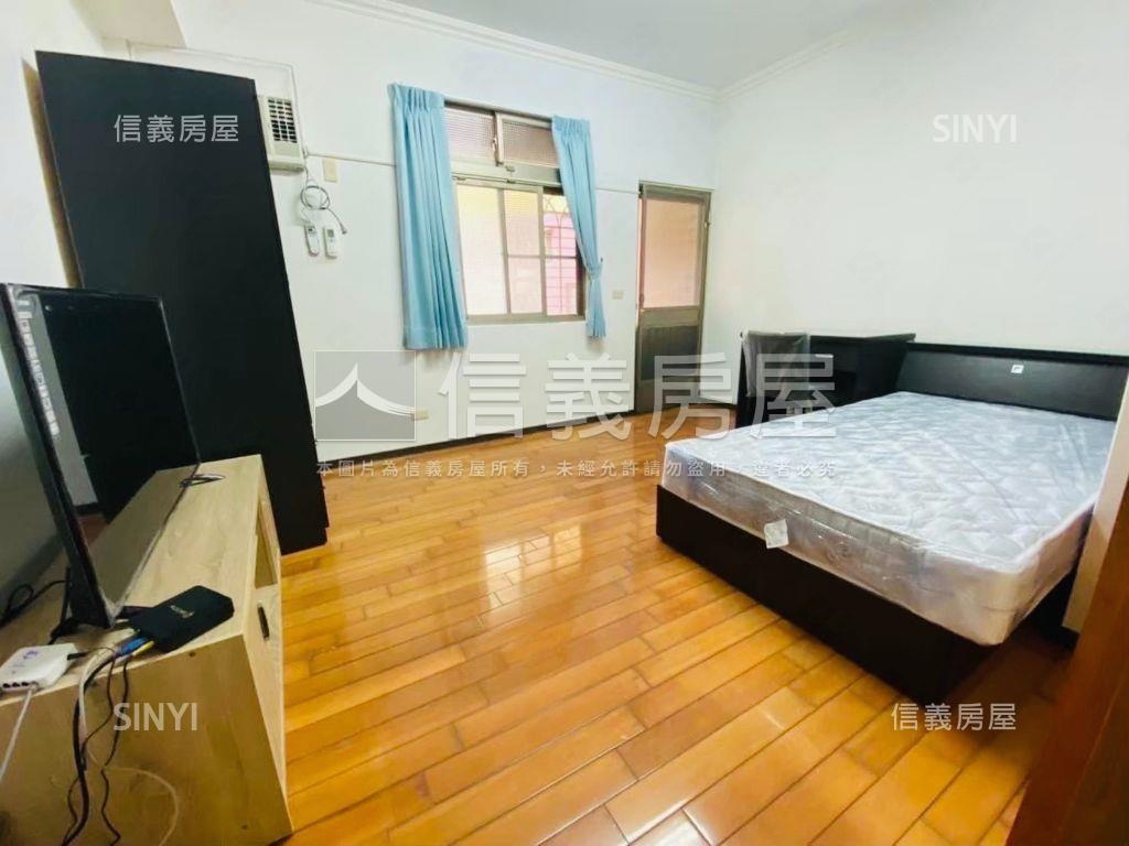 鼓山正路通風採光收租透天房屋室內格局與周邊環境