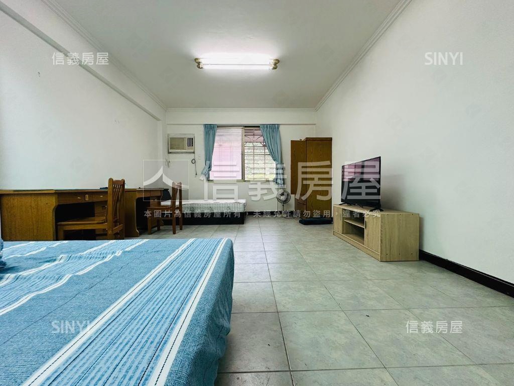 鼓山正路通風採光收租透天房屋室內格局與周邊環境