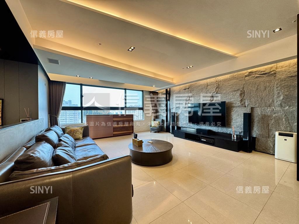 國艷高樓美景漂亮四房平車房屋室內格局與周邊環境