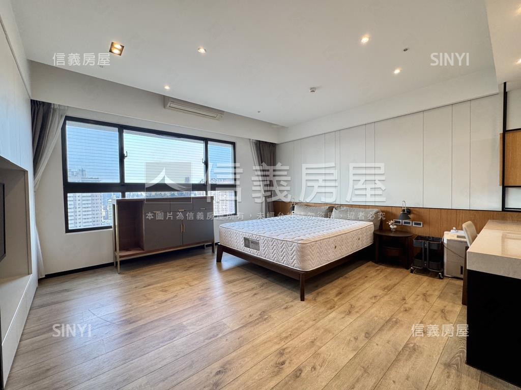 國艷高樓美景漂亮四房平車房屋室內格局與周邊環境