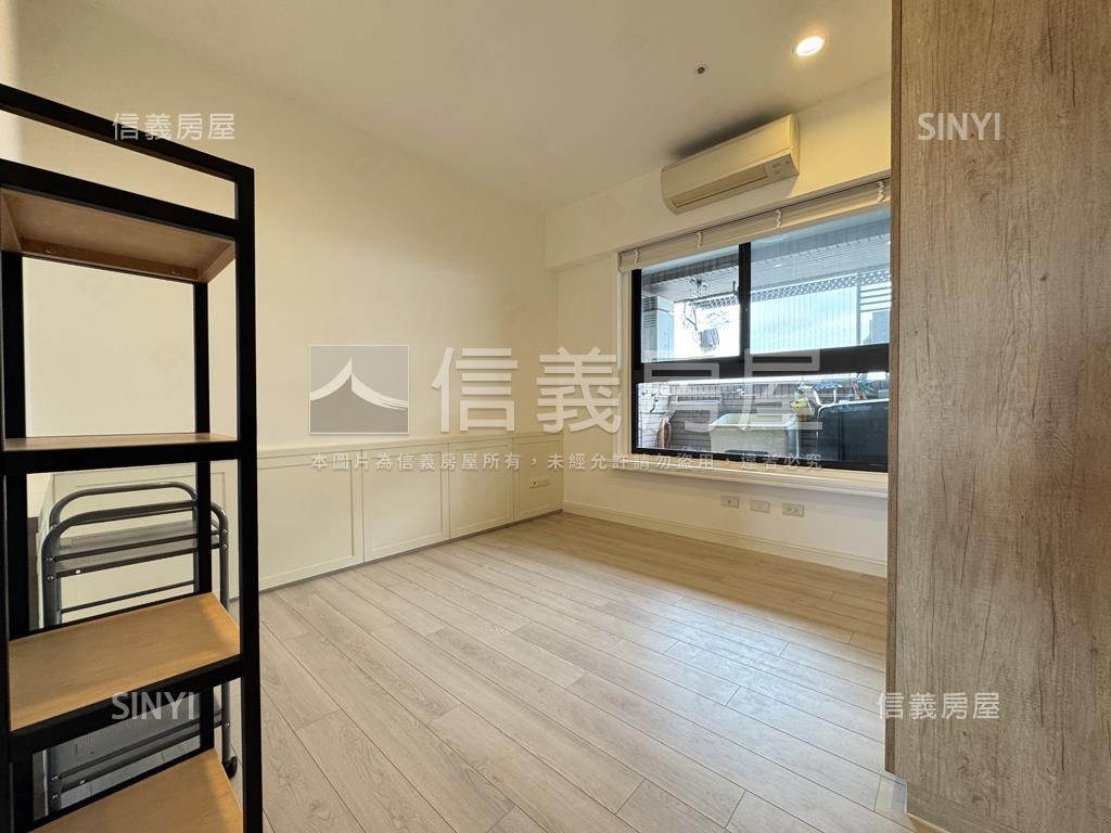 國艷高樓美景漂亮四房平車房屋室內格局與周邊環境