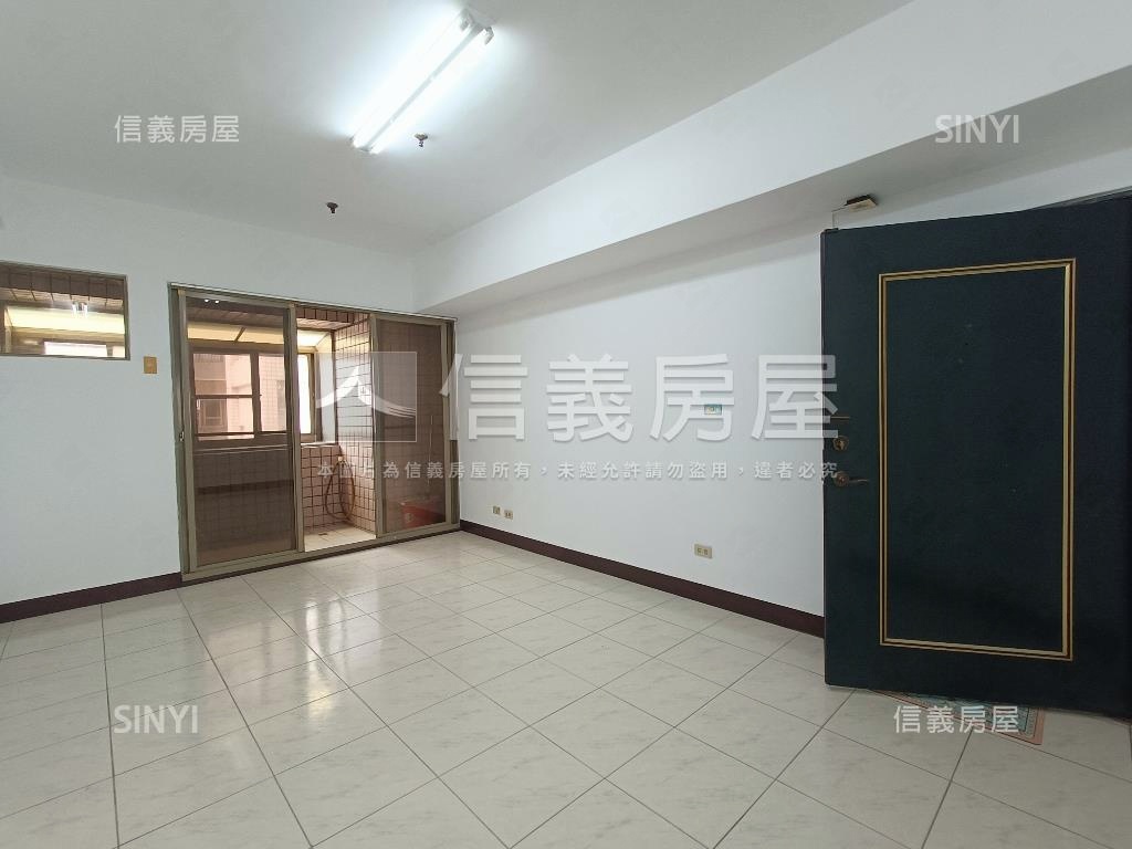 五甲二路高樓靓三房房屋室內格局與周邊環境