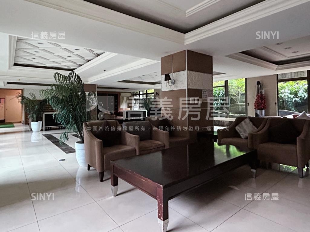 專任微風小城稀有三房車位房屋室內格局與周邊環境