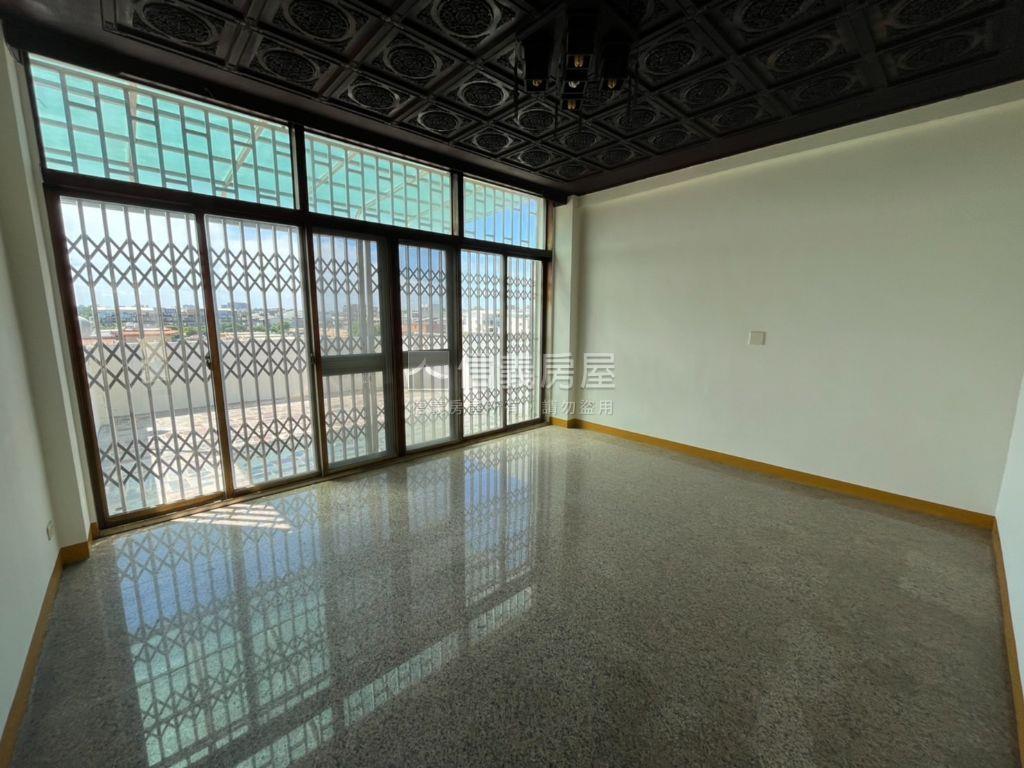 中華南路地約４０坪店面房屋室內格局與周邊環境