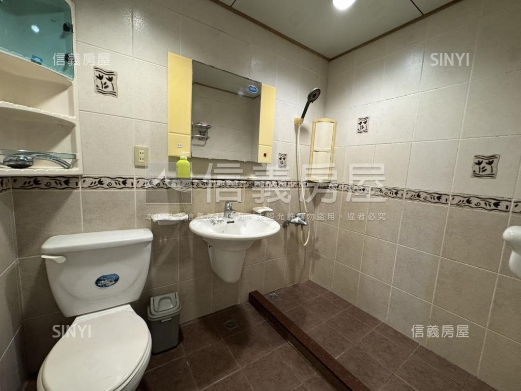 近華江三面採光大四房房屋室內格局與周邊環境