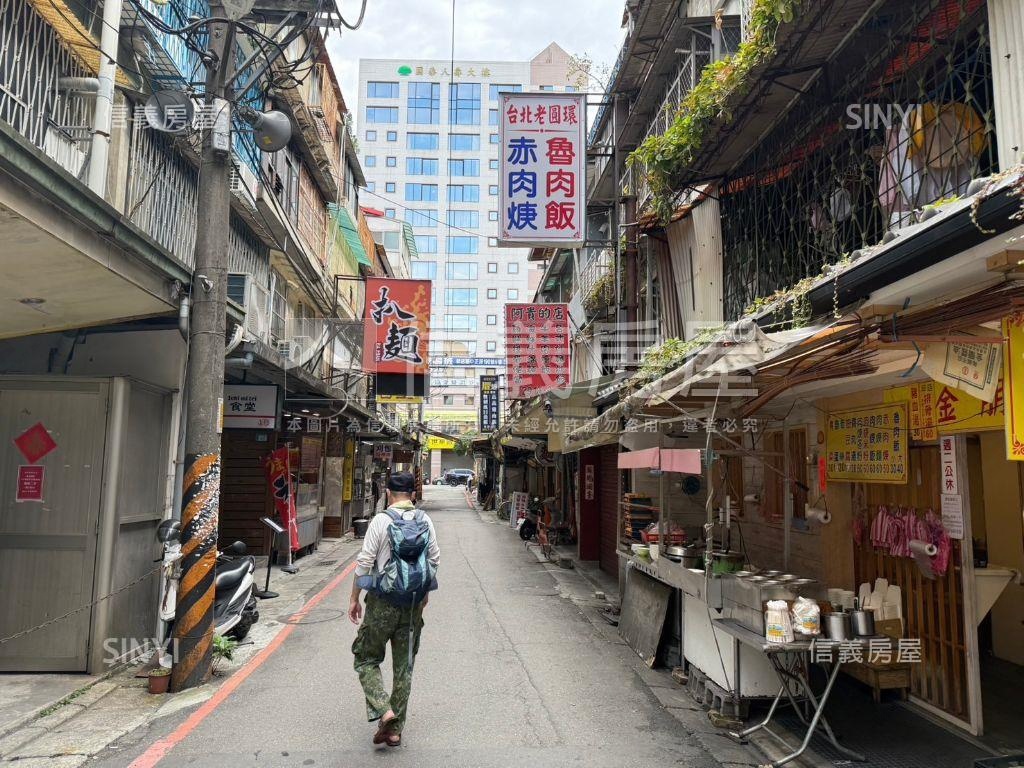 中正路黃金店面房屋室內格局與周邊環境