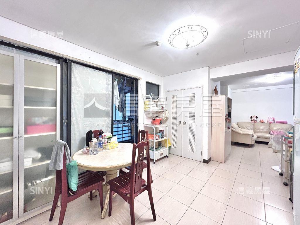 新★大鵬新城玄關三房平車房屋室內格局與周邊環境