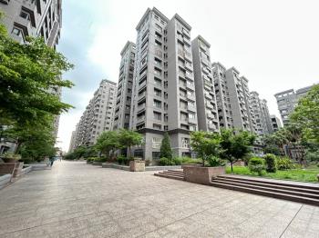 新★大鵬新城玄關三房平車