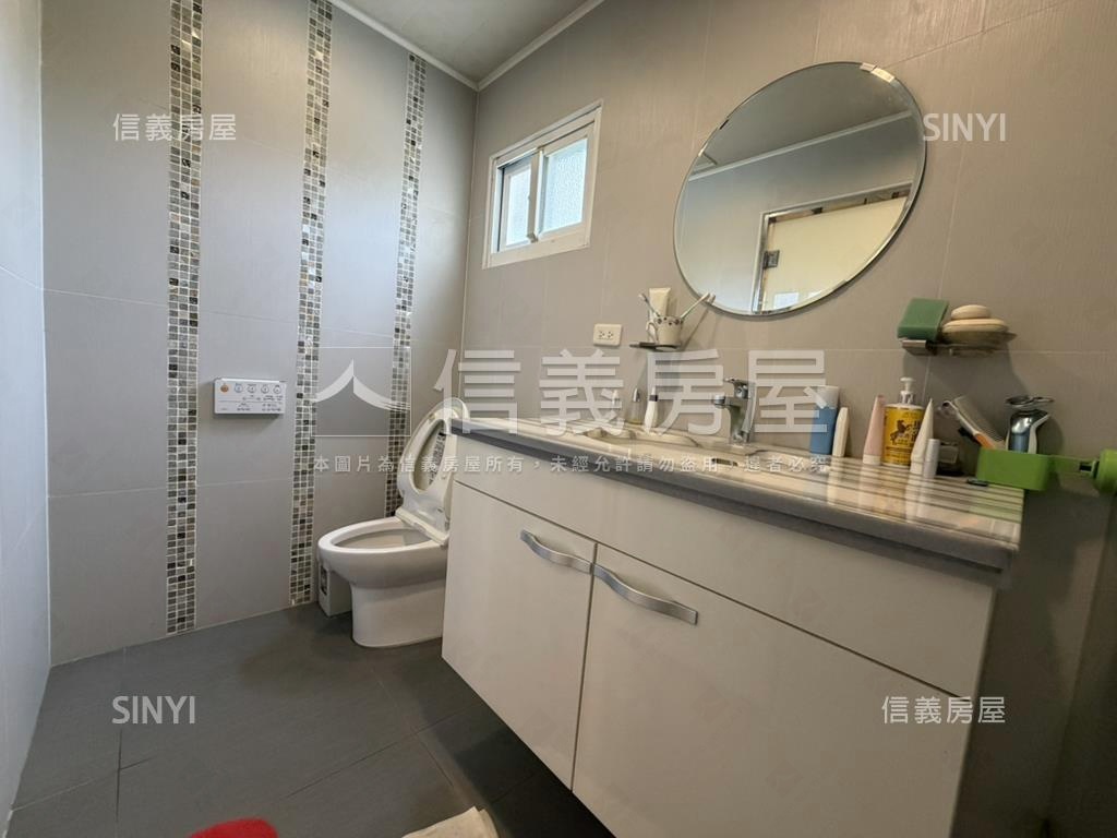 正面五權國小金透天房屋室內格局與周邊環境