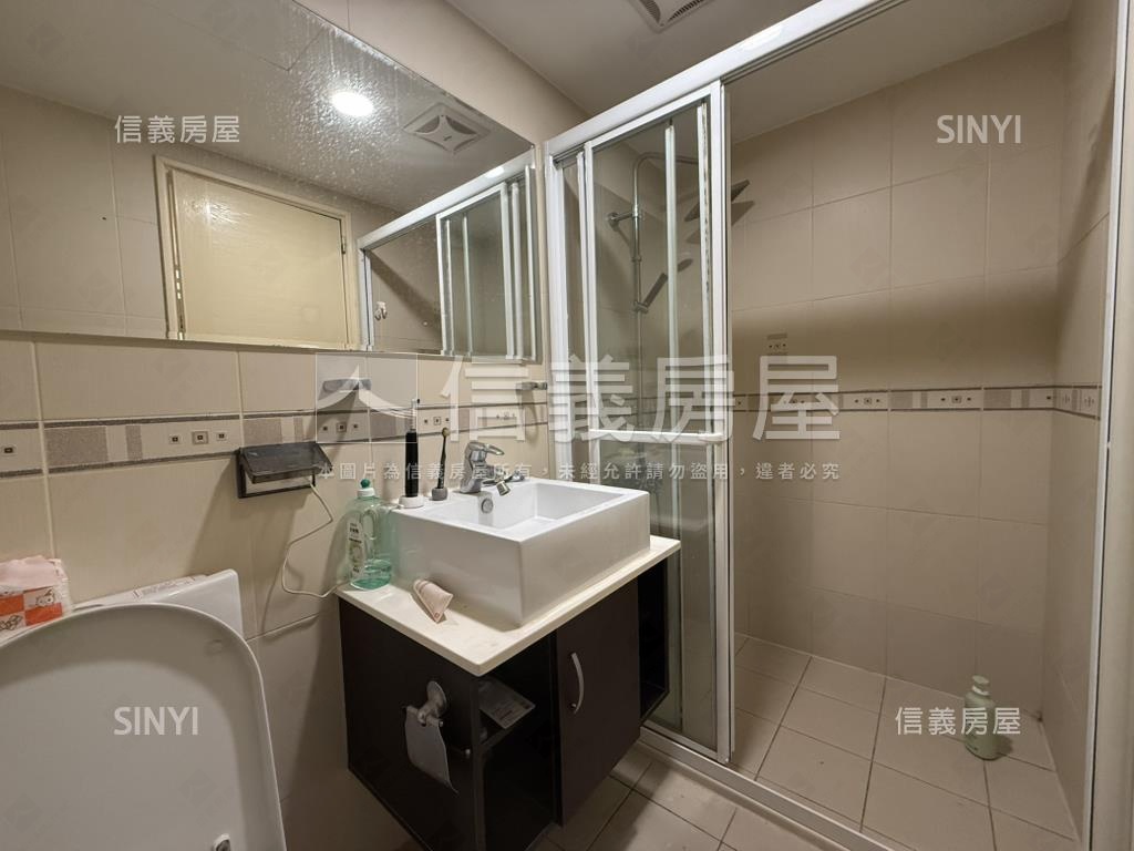 微風徐徐優質三房有車位房屋室內格局與周邊環境