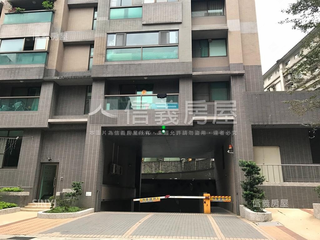 微風徐徐優質三房有車位房屋室內格局與周邊環境